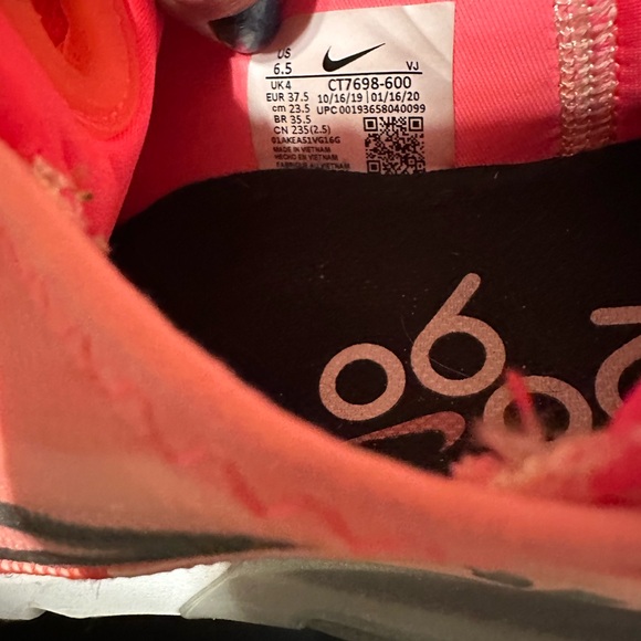 Women’s Nike Air Max sneakers - Picture 5 of 10